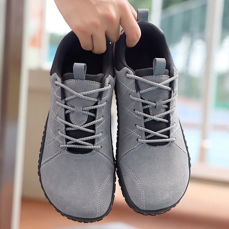 High Quality Leather Sports Shoes for Wide Feet | Anti-Slip Design