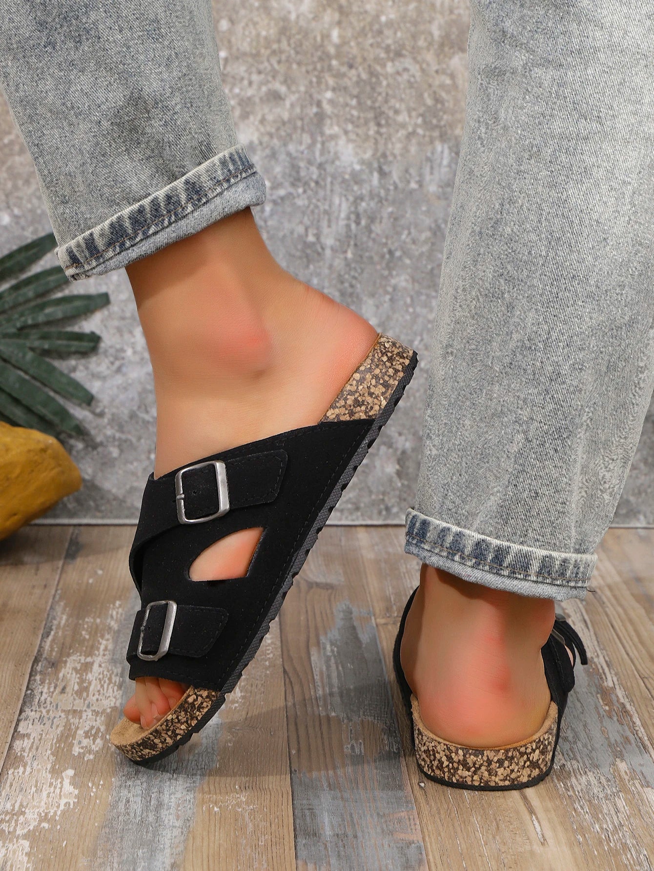 Men's Casual Suede Adjustable Buckle Slippers | Soft-Sole Comfort