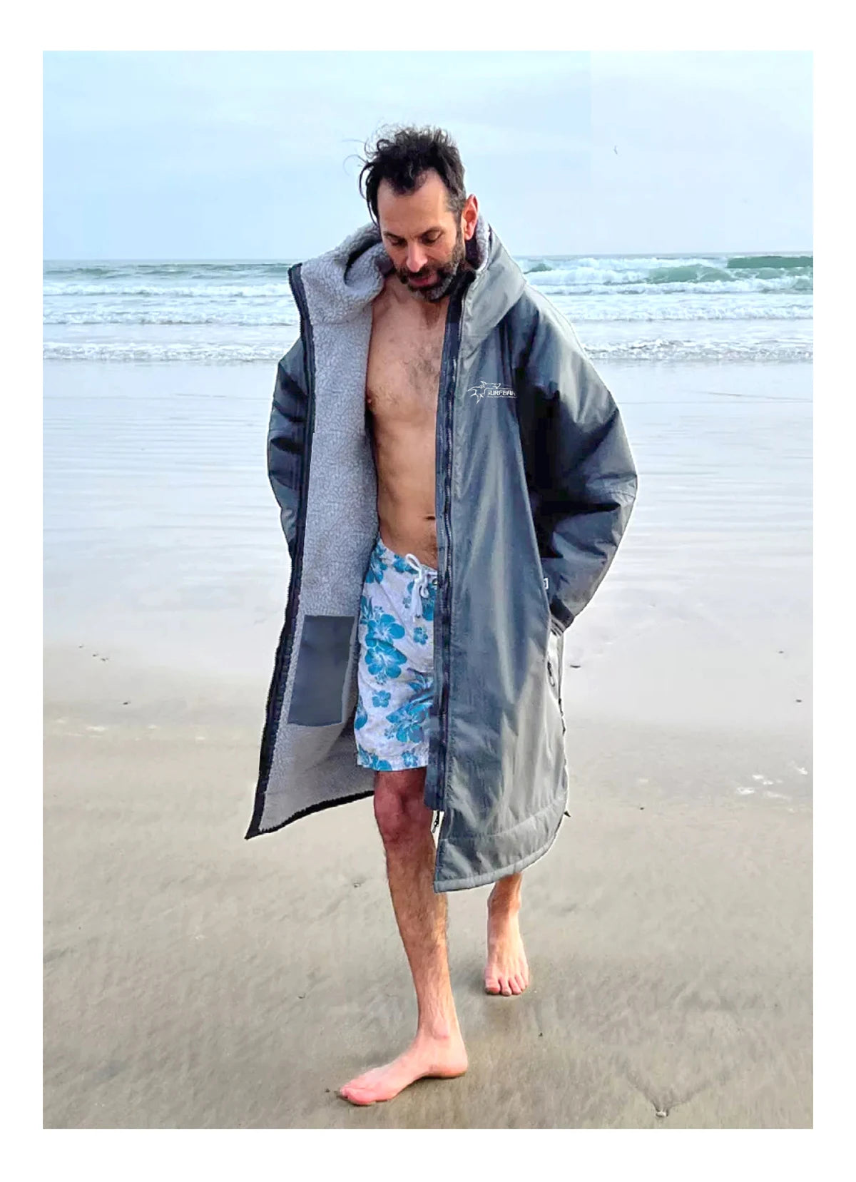 Quick Drying Surf Changing Robe | Weatherproof Jacket & Cloak