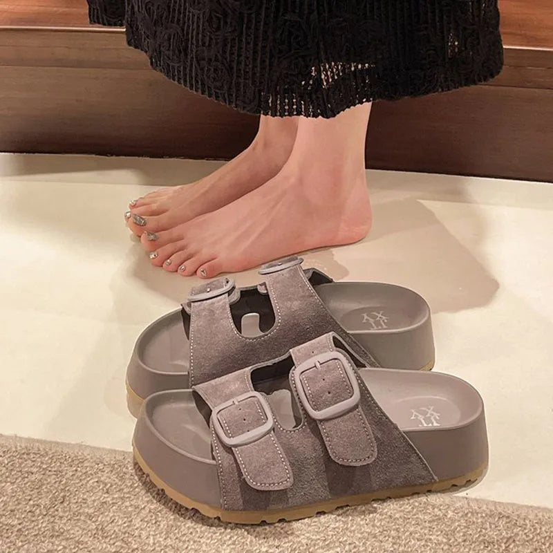 Comfortable Summer Women Slippers with Retro Buckle Design