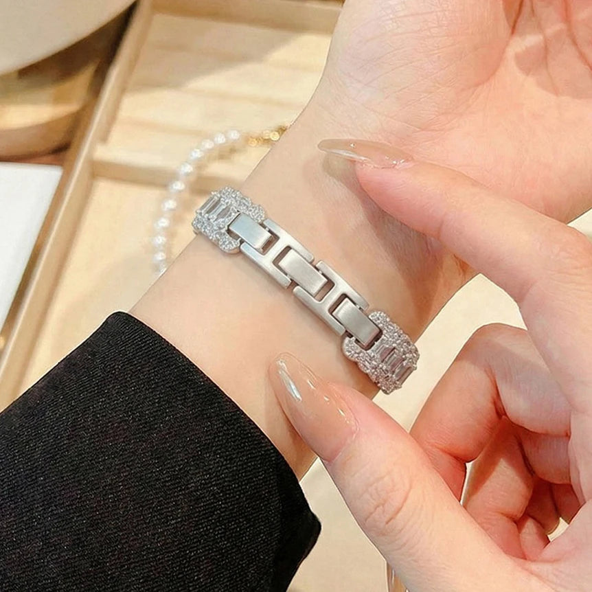 Dazzling Luxury Jewelry Band for Smartwatches | Elegant Women's Strap