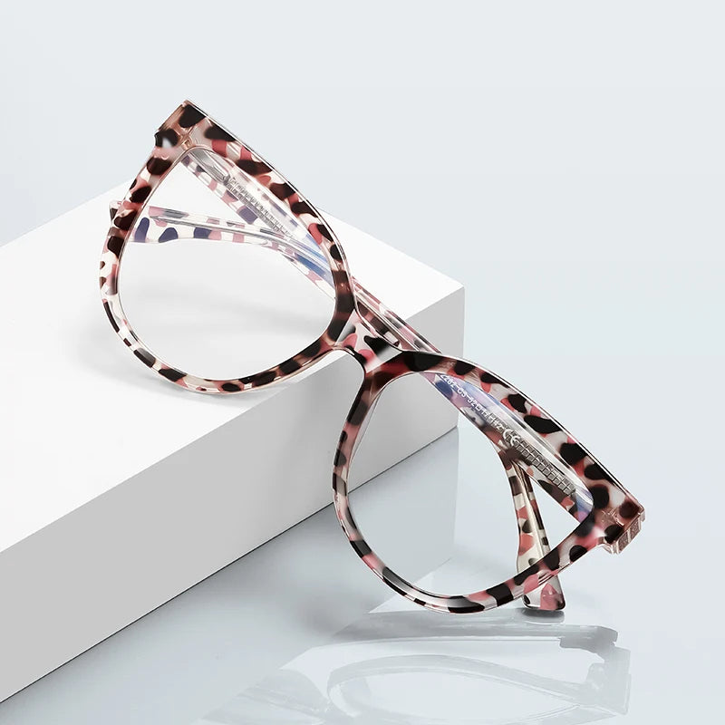 Large Frame Cat's Eye Butterfly Reading Glasses for Women | Stylish Design