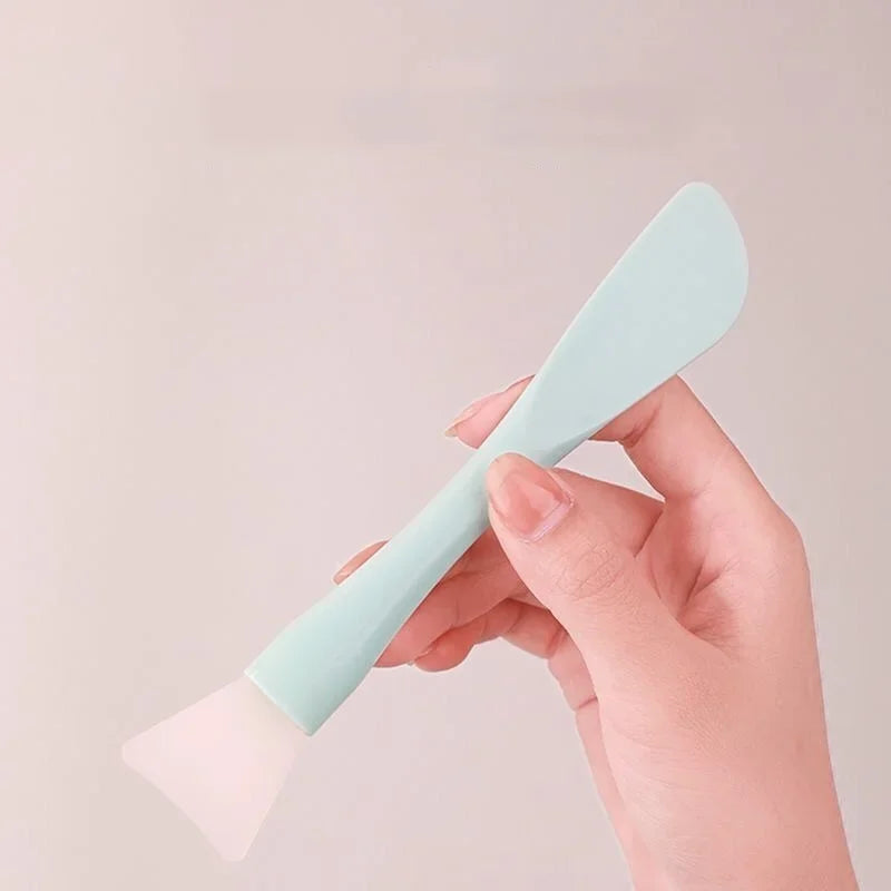 Dual-Use Silicone Facial Mask Brush with Scraper | Perfect Beauty Tool