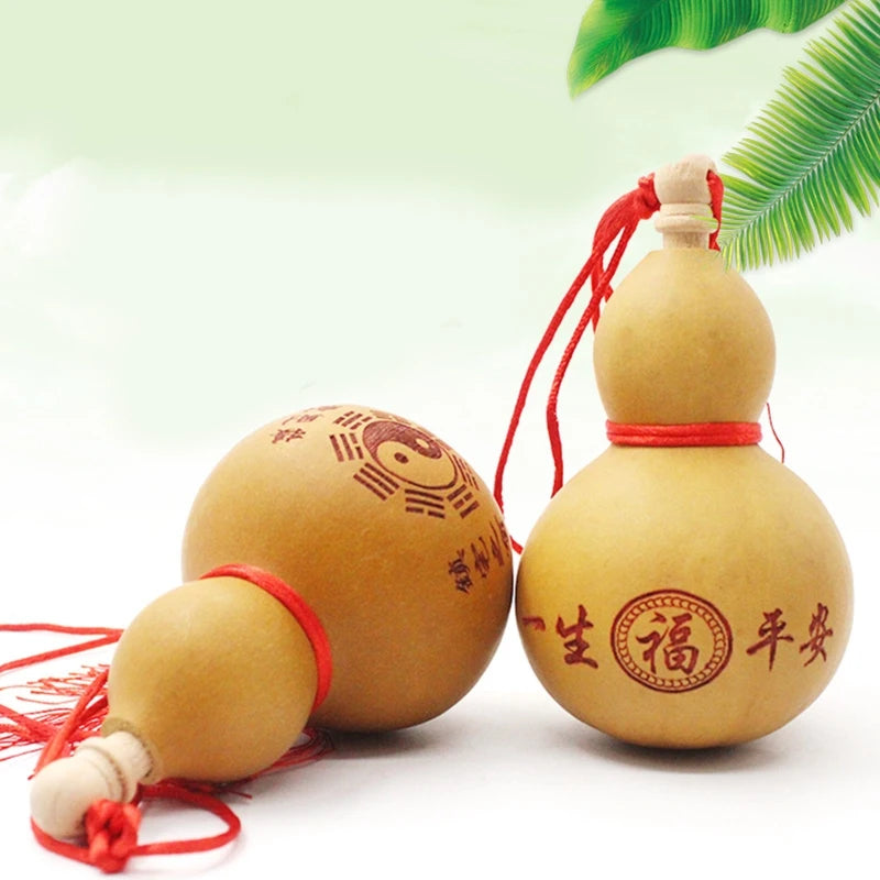 Mini Wine Gourd Ornament | Traditional Carving for Festivities