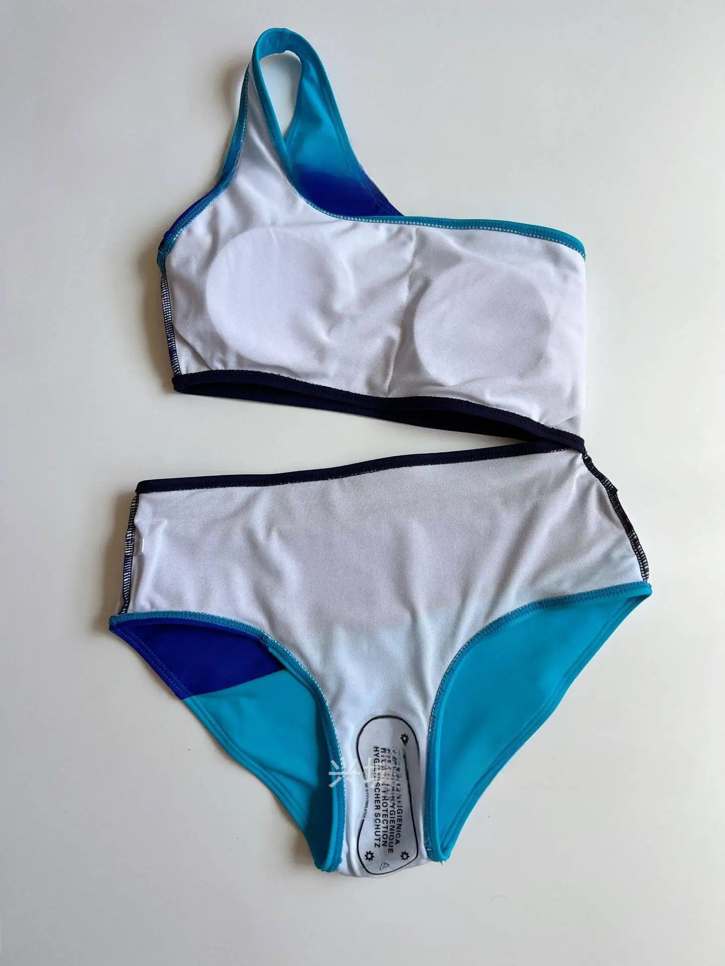 Women's Colorblock One-Piece Swimsuit | Stylish Summer Beachwear