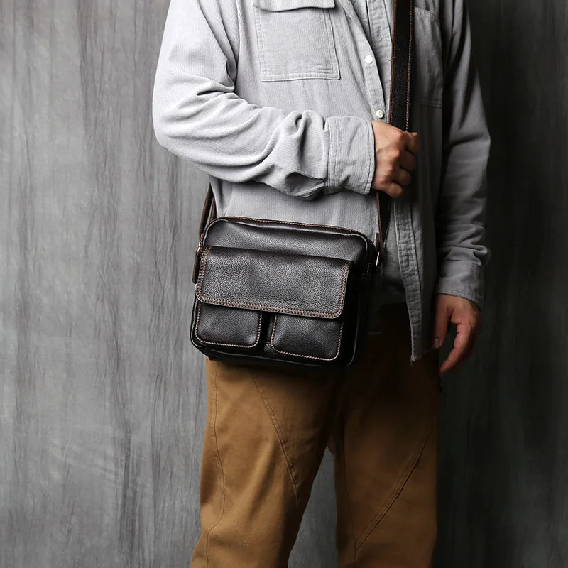 Retro Leather Messenger Bag for Men | Stylish and Functional