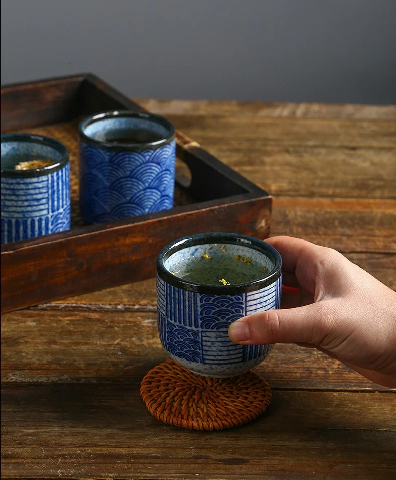 Elegante Taza de Té de Cerámica Ondulada Retro | La Experiencia de Té Perfecta