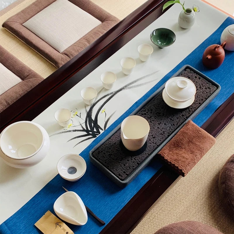 Bandeja de té con tótem de dragón tallado a mano | Elegante decoración volcánica negra