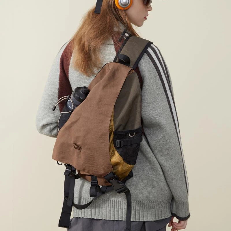Trendy Portable Nylon Crossbody Bag for Travel & Sports