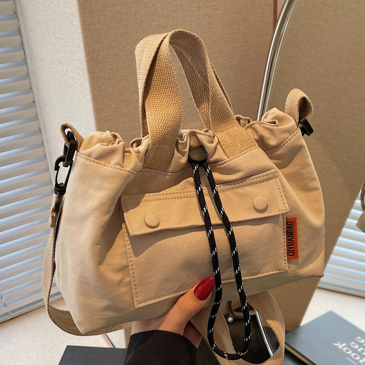 The New Unisex Messenger Bag, Outdoor Functional Shoulder Bag, Commuter Shoulder Bag, Storage Bag, Women's Contrast Backpack