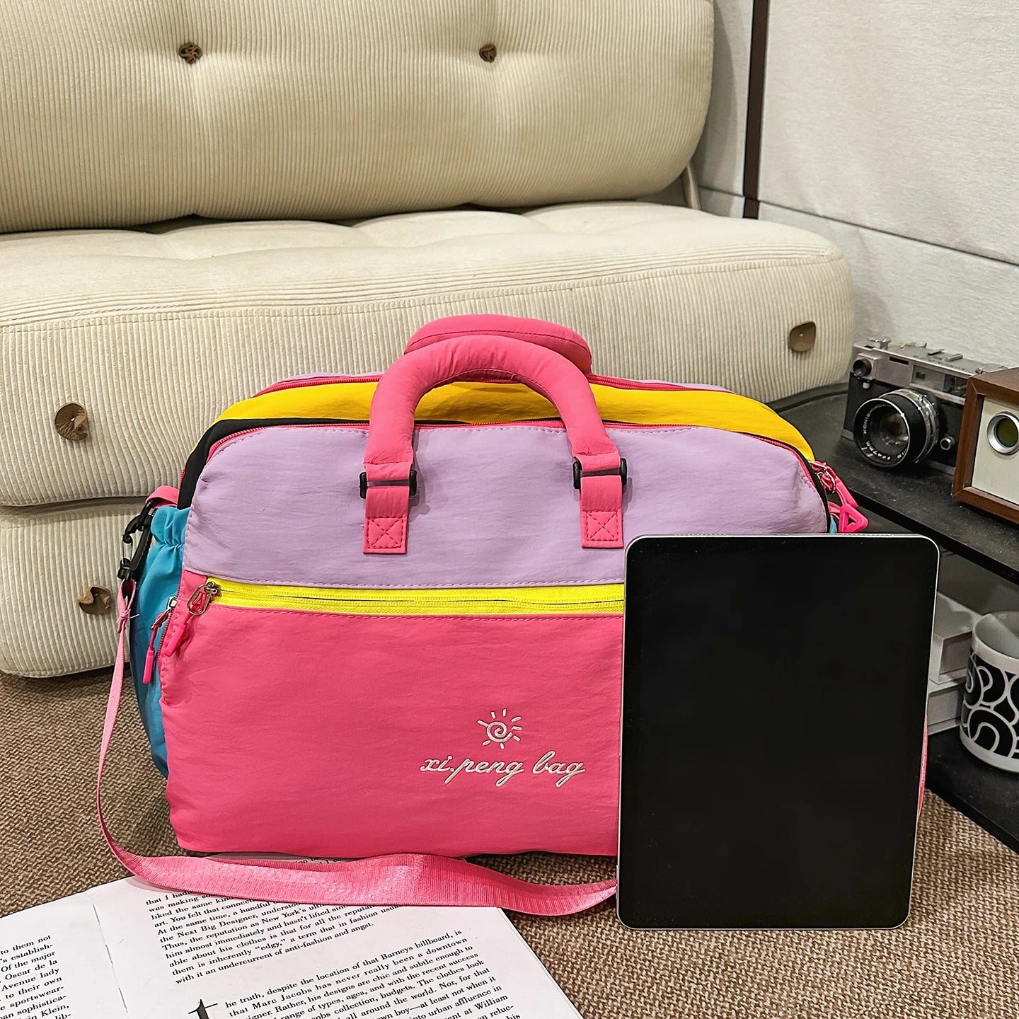 Fashion Trend Dopamine Contrasting Travel Bag Independent Shoe Compartment, Lightweight Yoga Bag, Outdoor Sports and Fitness Bag