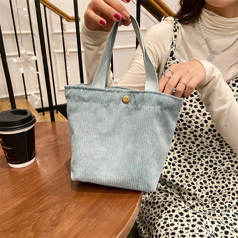Elegante bolso de mano pequeño de terciopelo para mujer | Un esencial de estilo casual