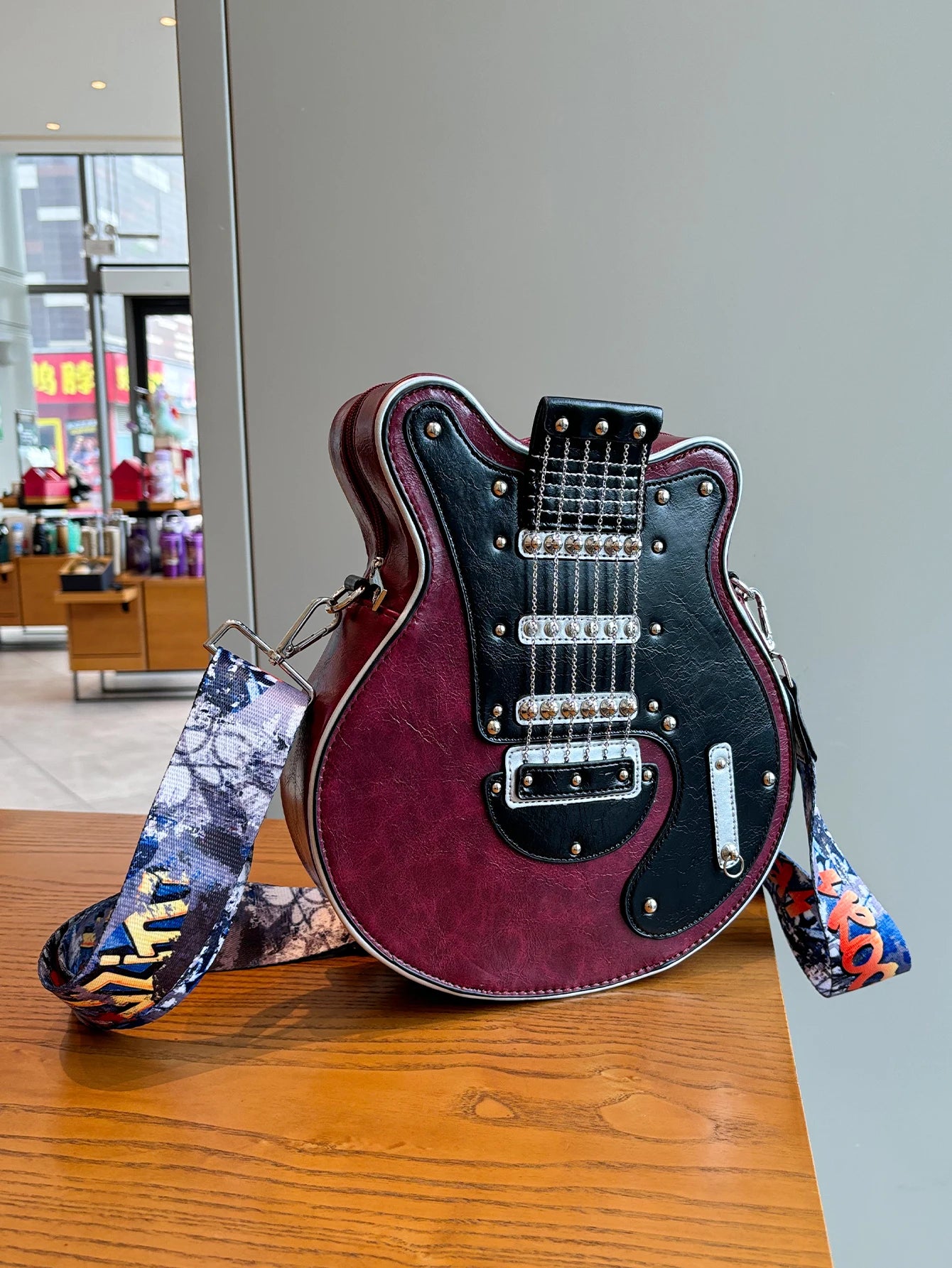 Creative Retro Guitar Shape Bag | Stylish Messenger Shoulder Bag