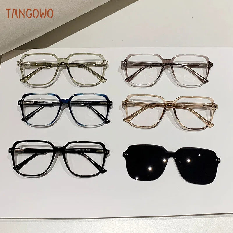 Clip-on Eyepieces for Women | Versatile Reading Glasses