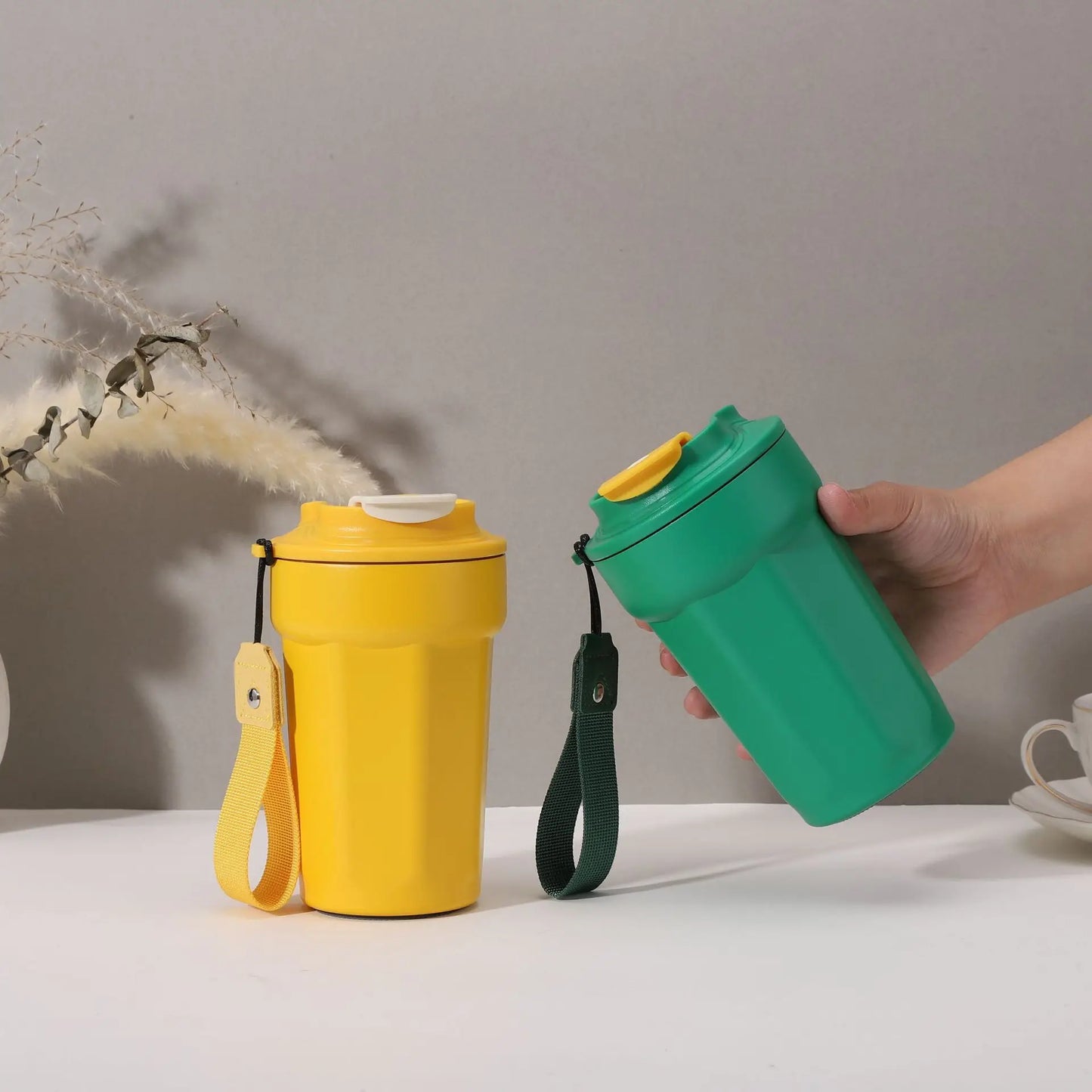 Vacuum Insulated Travel Mug | Smart Temp Display for Hot & Cold Drinks