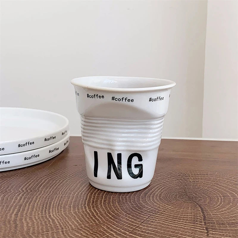 Taza de café de cerámica arrugada con estilo | Tumbler nórdico único
