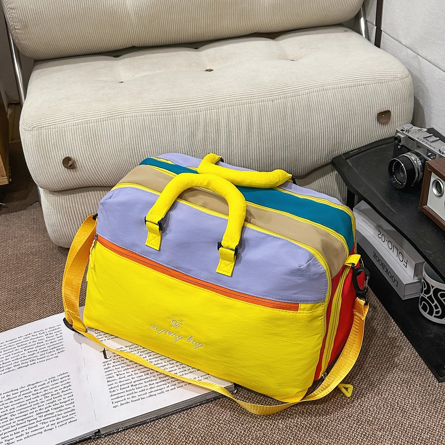 Fashion Trend Dopamine Contrasting Travel Bag Independent Shoe Compartment, Lightweight Yoga Bag, Outdoor Sports and Fitness Bag
