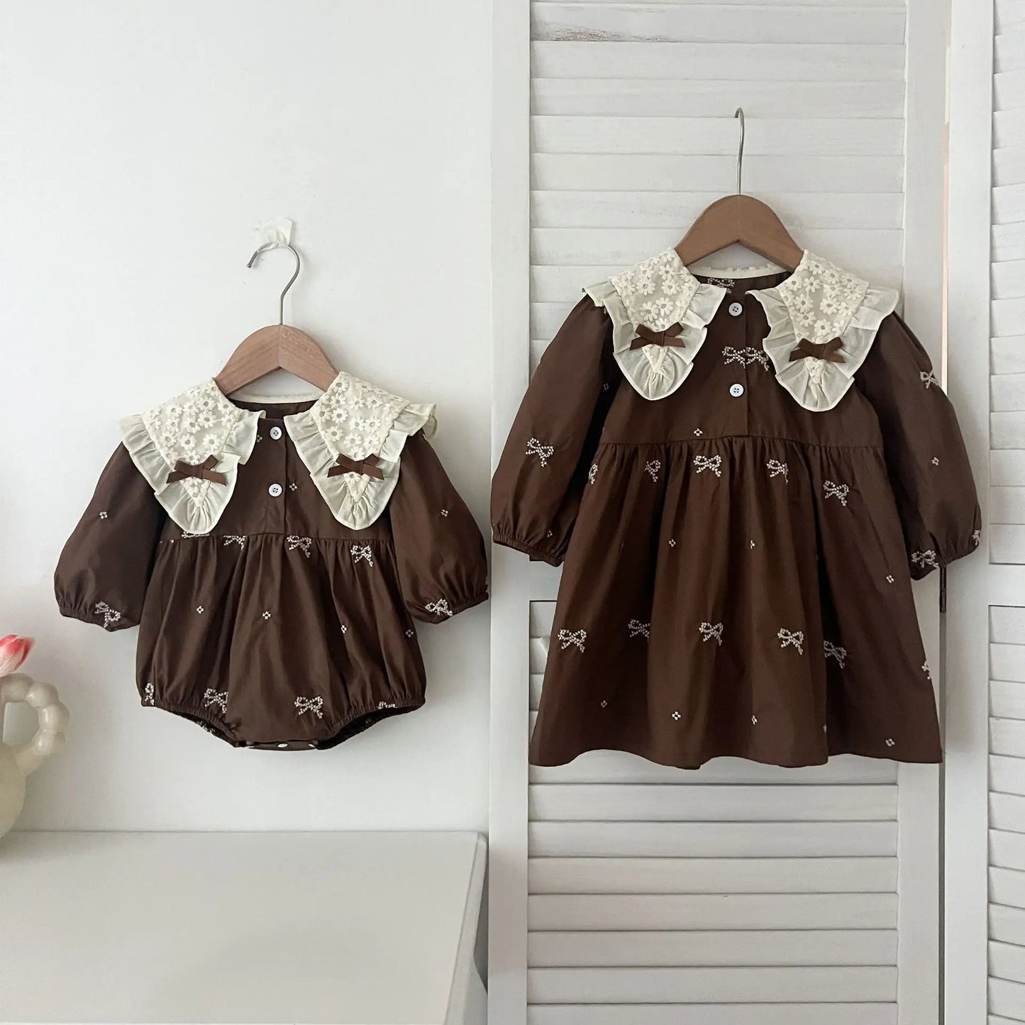 Cute Baby Girls Bow Lace Embroidery Bodysuit & Dress Set