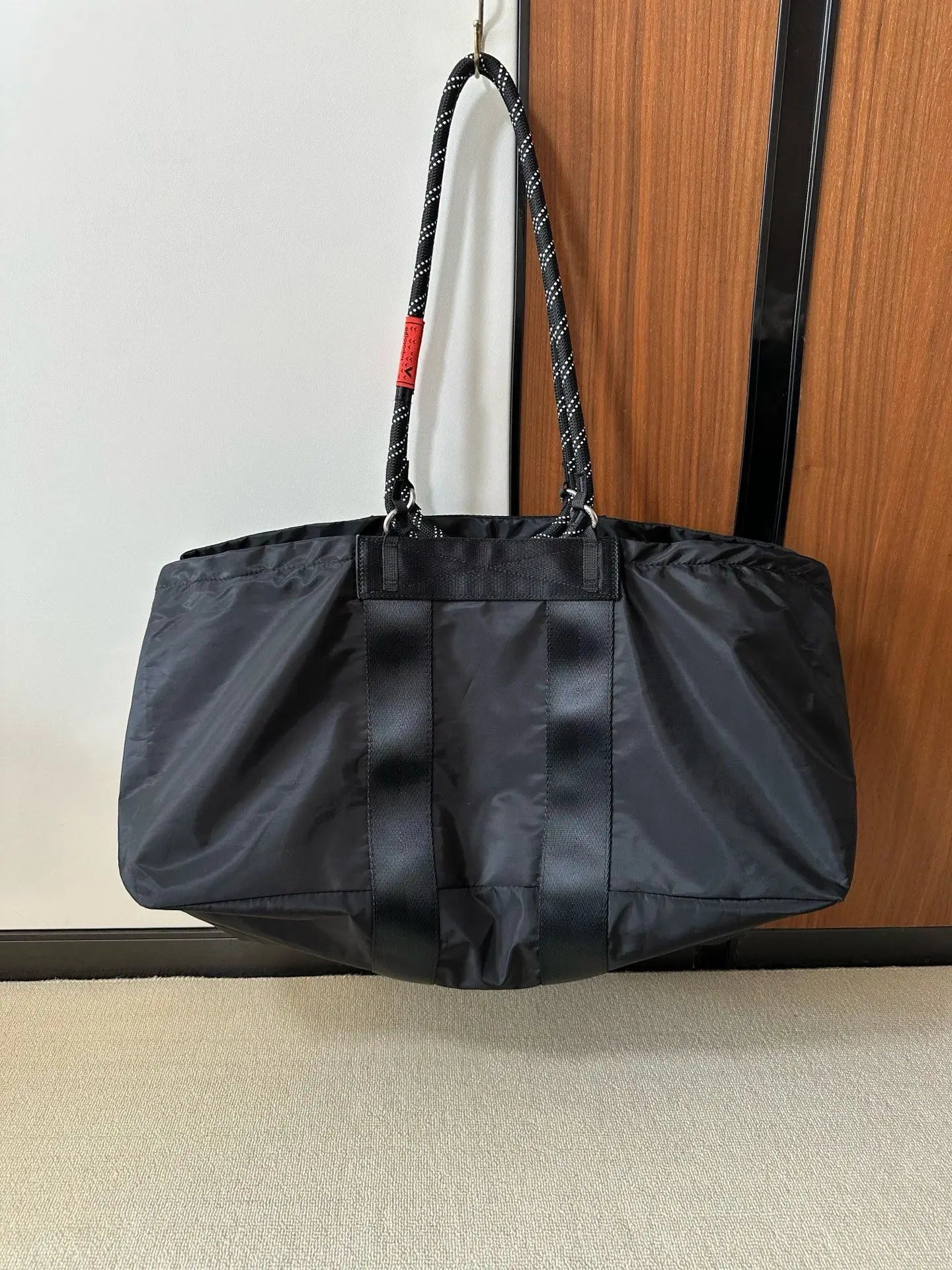 Unisex Sports Swimming Fitness Travel Bag | Black Green Gym Bag