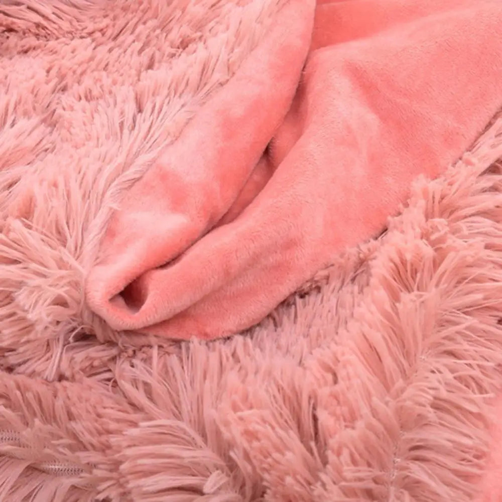Soft Fluffy Shaggy Throw Blanket | Cozy Faux Fur Bedspread