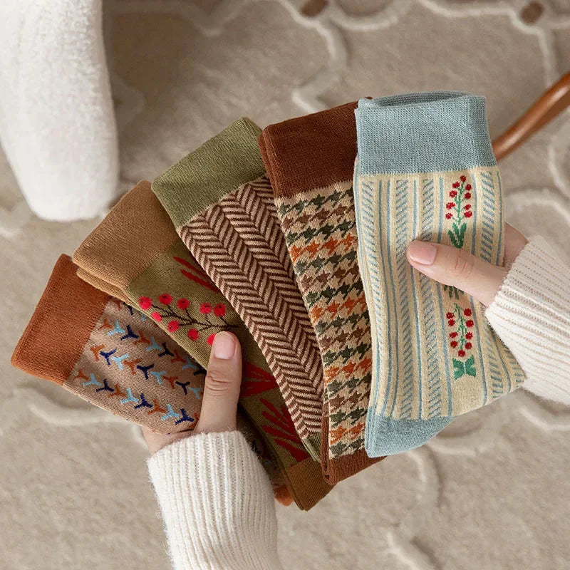 Fashionable Retro Crew Socks for Women | Vintage Chic Style