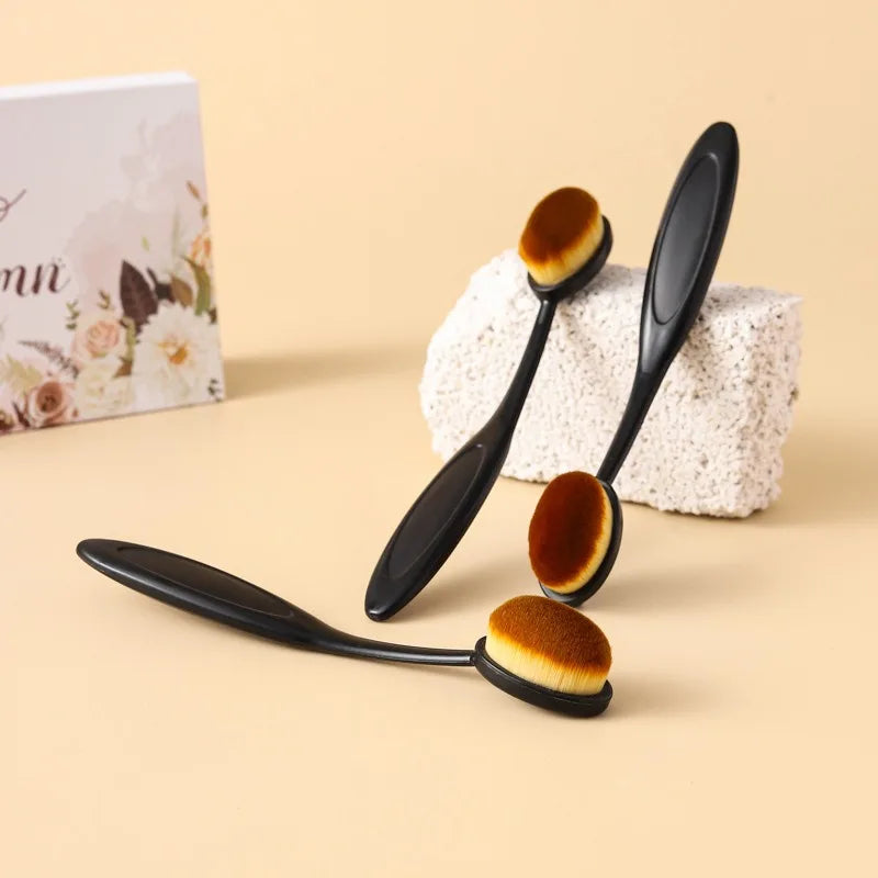 Large Foundation Brush | Effortless Makeup Application Tool