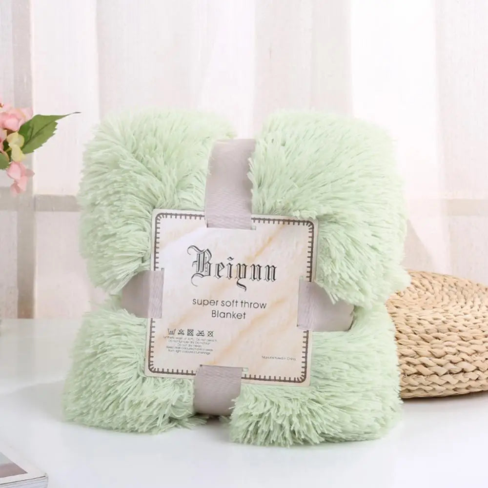 Soft Fluffy Shaggy Throw Blanket | Cozy Faux Fur Bedspread