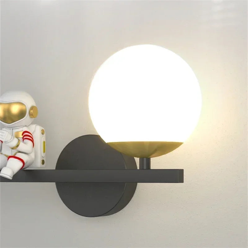 Lámpara de aplique de pared de astronauta creativo | Iluminación infantil moderna