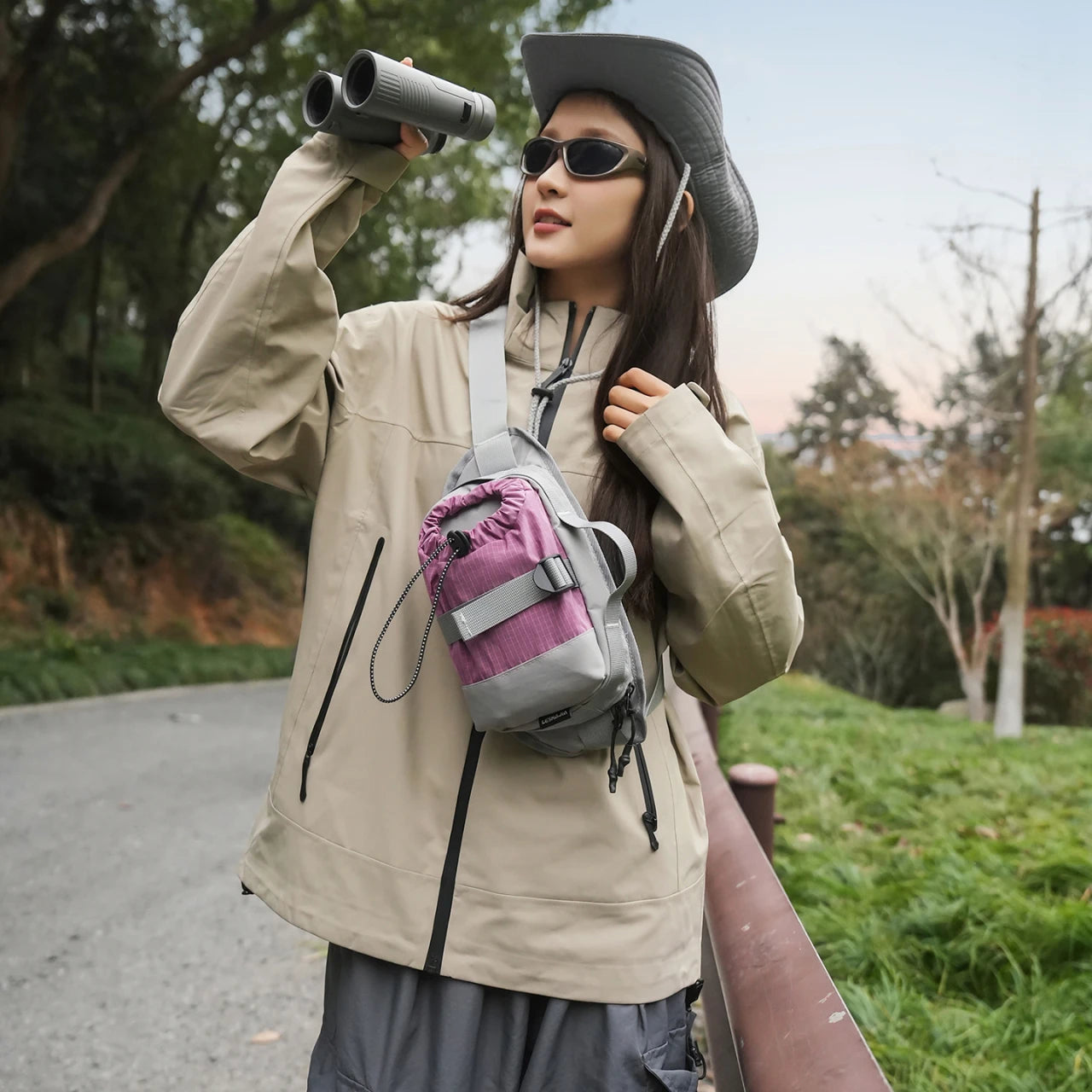 Unisex Crossbody Bag – Minimalist Design for Hiking & Climbing