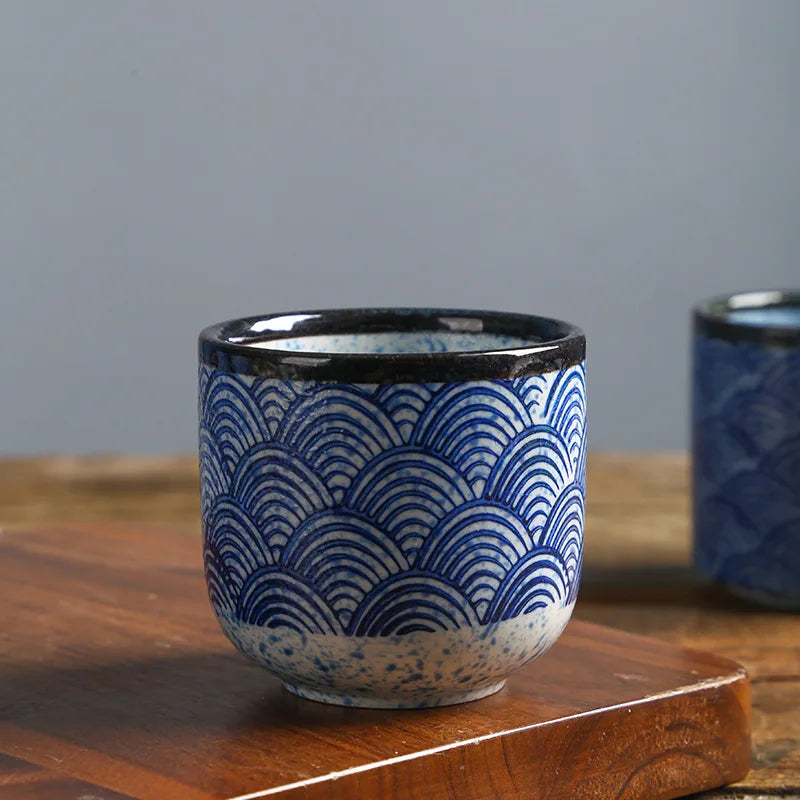 Elegante Taza de Té de Cerámica Ondulada Retro | La Experiencia de Té Perfecta