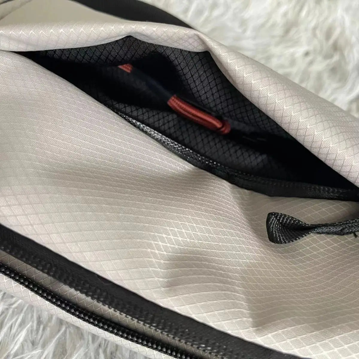 4L Mini Lightweight Chest Bag - Eco-Friendly Waterproof Crossbody Bag