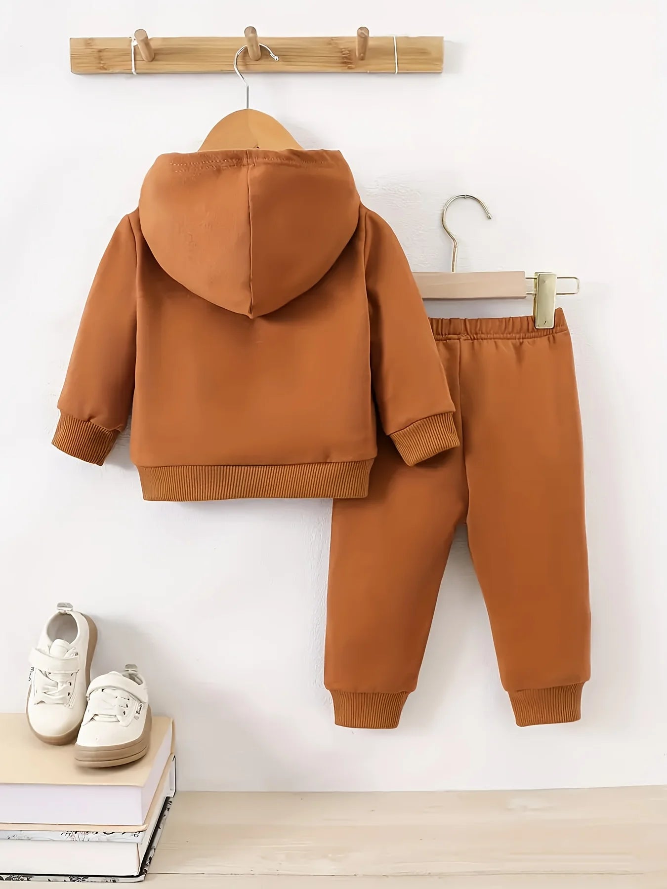 Conjunto de sudadera polar con capucha y pantalón deportivo para bebé niño | Acogedor atuendo de otoño