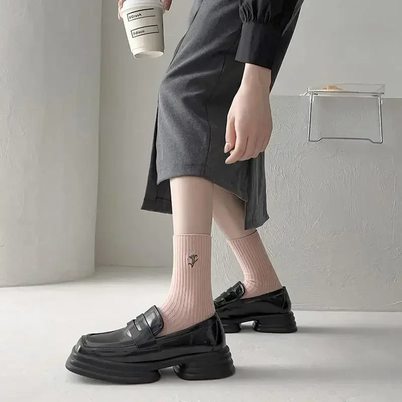 Cute Pink Flower Embroidery Socks for Women | Kawaii Retro Style