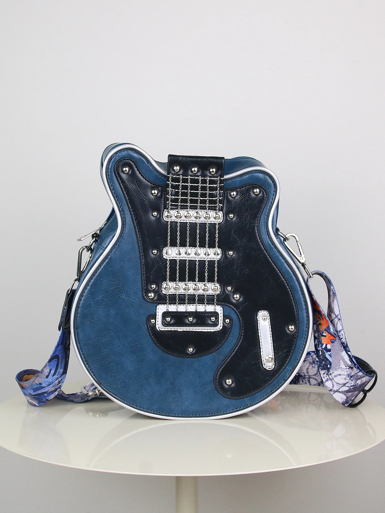 Creative Retro Guitar Shape Bag | Stylish Messenger Shoulder Bag