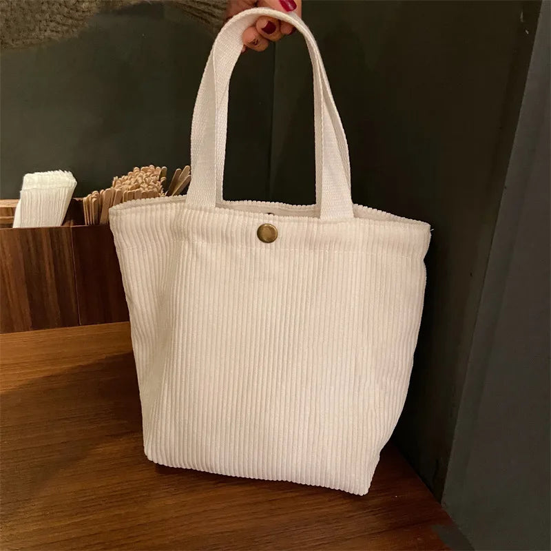 Elegante bolso de mano pequeño de terciopelo para mujer | Un esencial de estilo casual