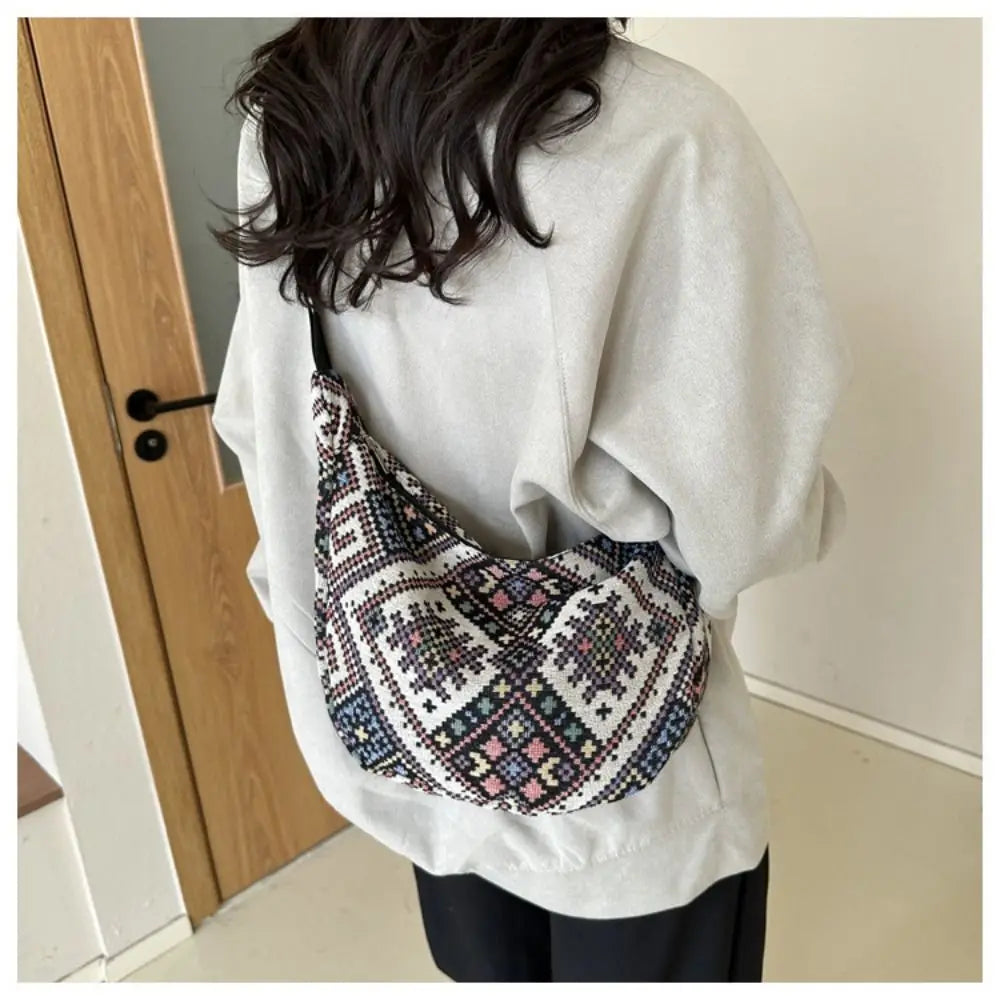 Fashionable Large-Capacity Canvas Shoulder Bag for Women