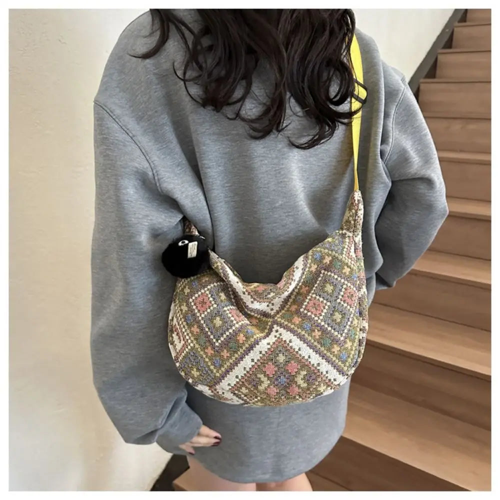 Fashionable Large-Capacity Canvas Shoulder Bag for Women