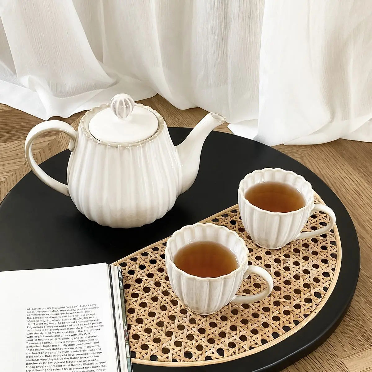 Elegant Japanese Retro Teapots & Ceramic Mugs Set for Tea Lovers