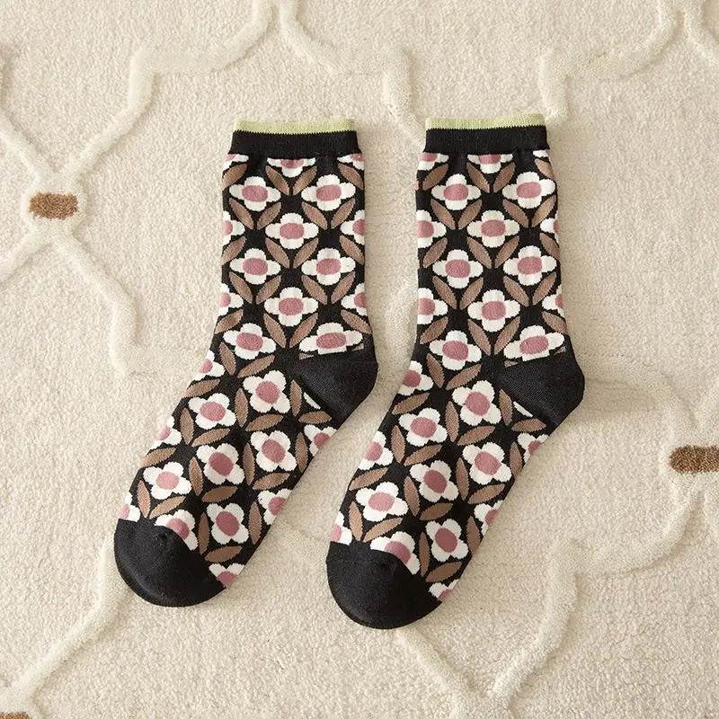 Cute Pink Flower Embroidery Socks for Women | Kawaii Retro Style