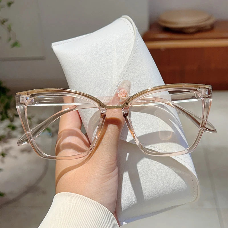 Chic Cat Eye Glasses for Women | Vintage Style Blue Light Blockers