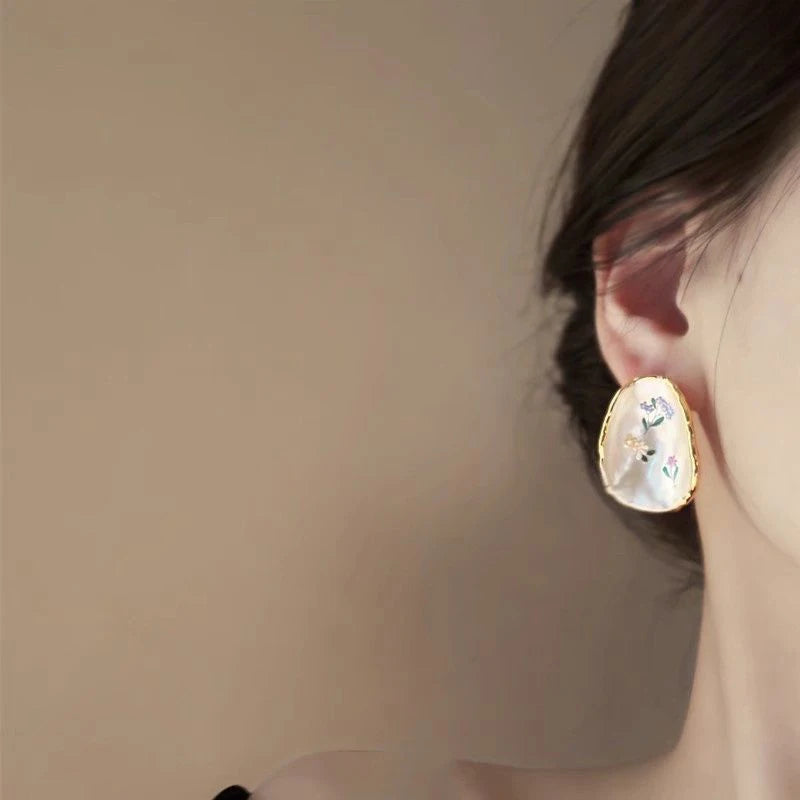 Elegant Flower Earrings for Women | Exquisite Vintage Jewelry