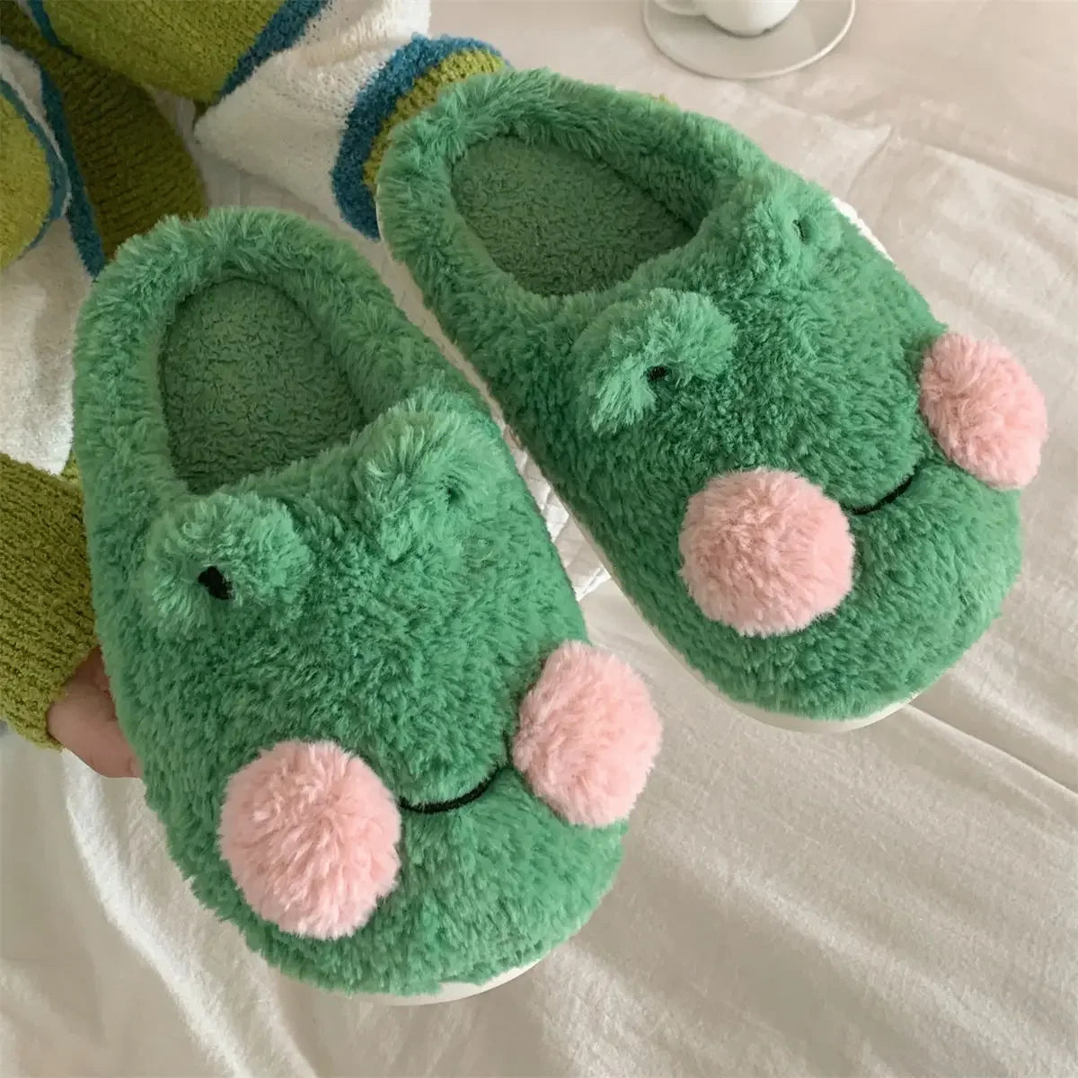 Women's Cute Green Frog Plush Slippers | Cozy Faux Fur House Shoes
