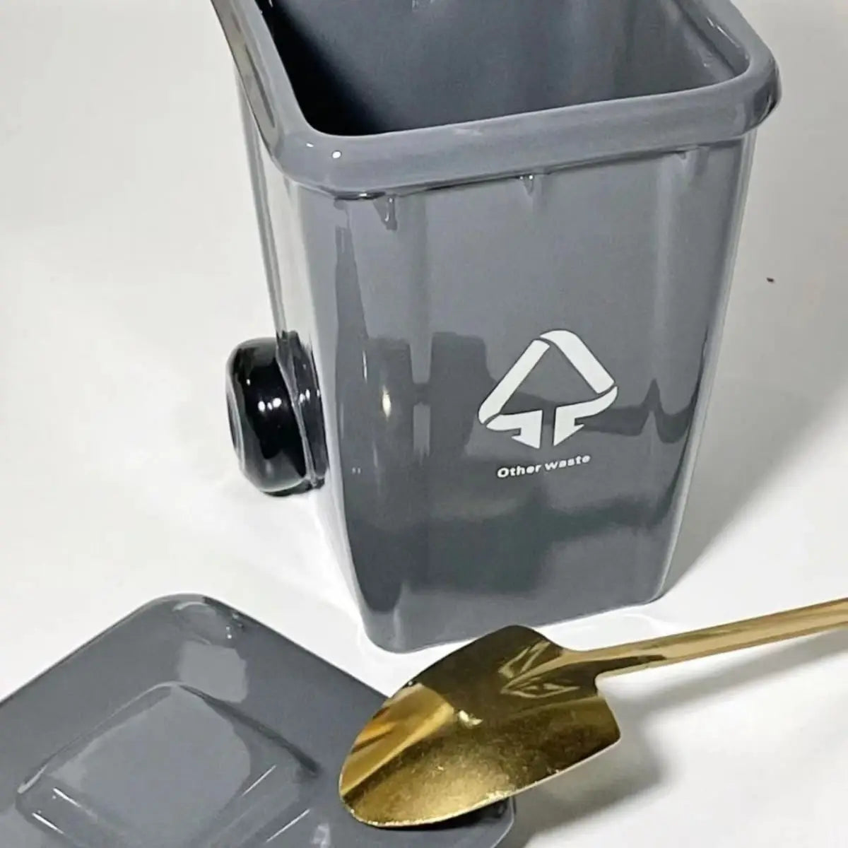 Funny Ceramic Trash Can Mug | Trendy Office Coffee Cup