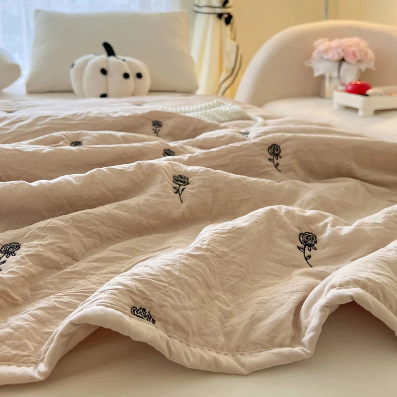 Breathable Summer Quilt | Skin-Friendly Cotton Bedding