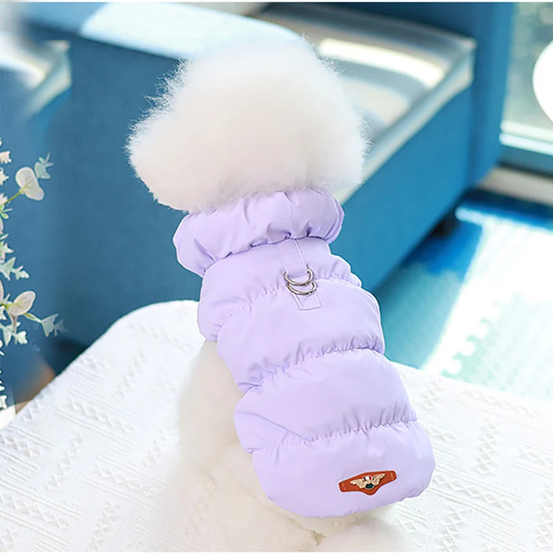 Chaqueta de plumón naranja cálido para gato con hebilla de tracción | Elegante abrigo para mascotas