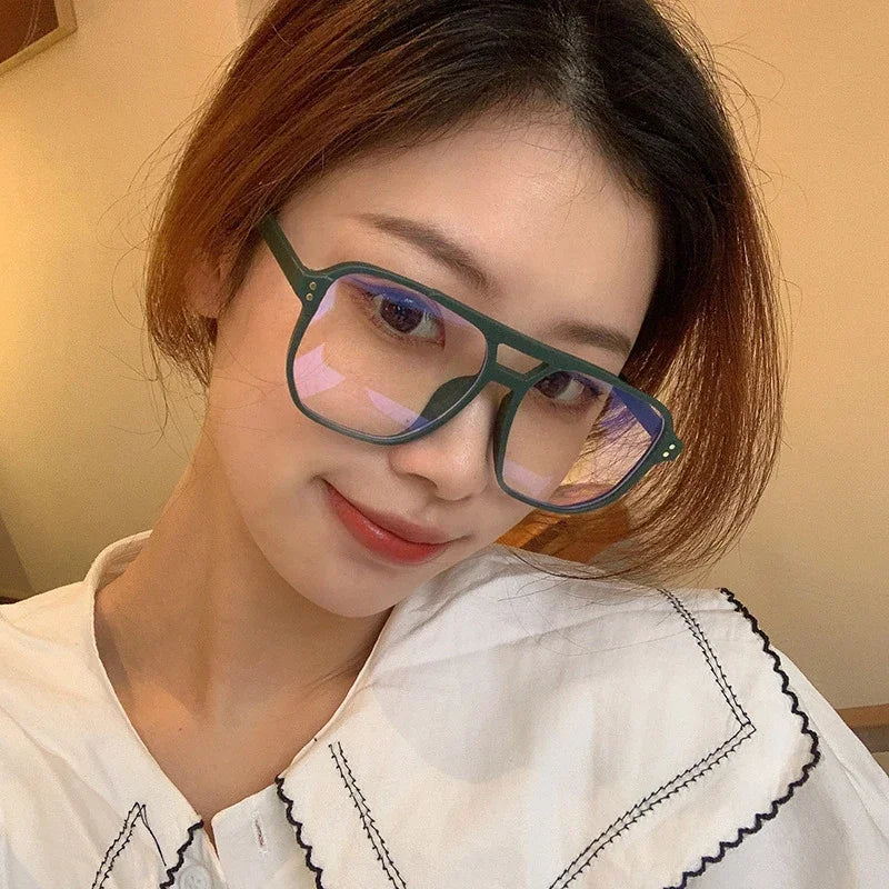 Retro Anti-Blue Light Glasses | Stylish Unisex Eye Protection