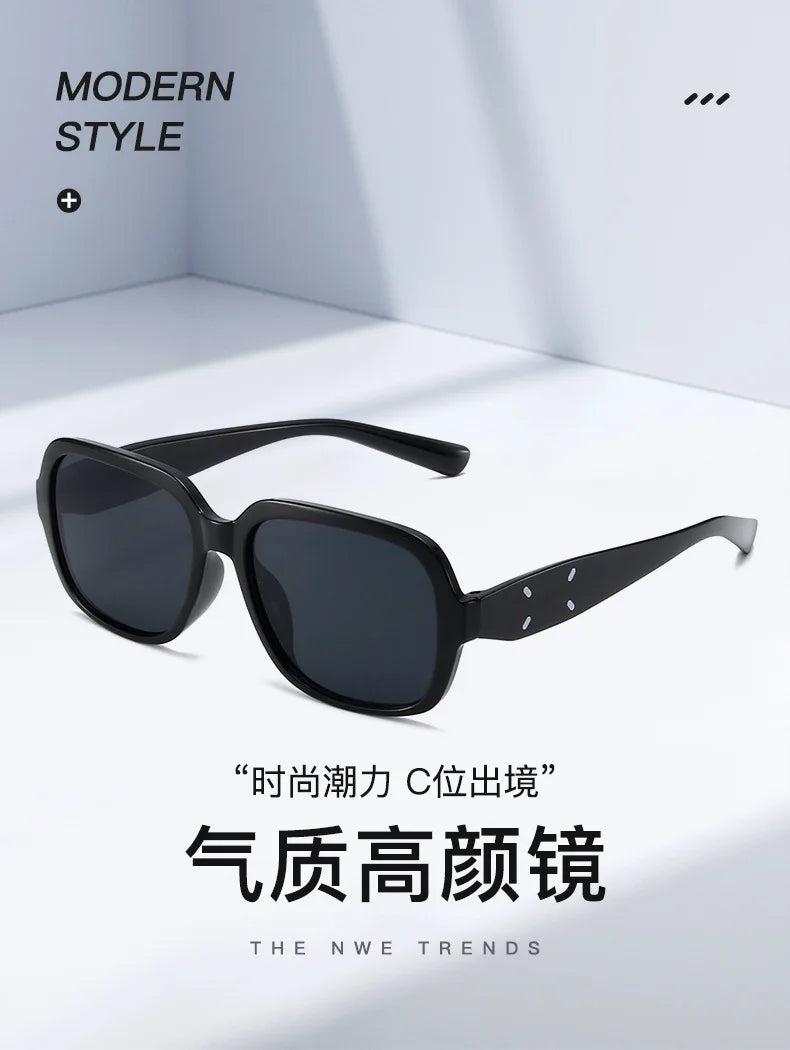 Trendy Retro Black Square Frame Sunglasses for Women & Men