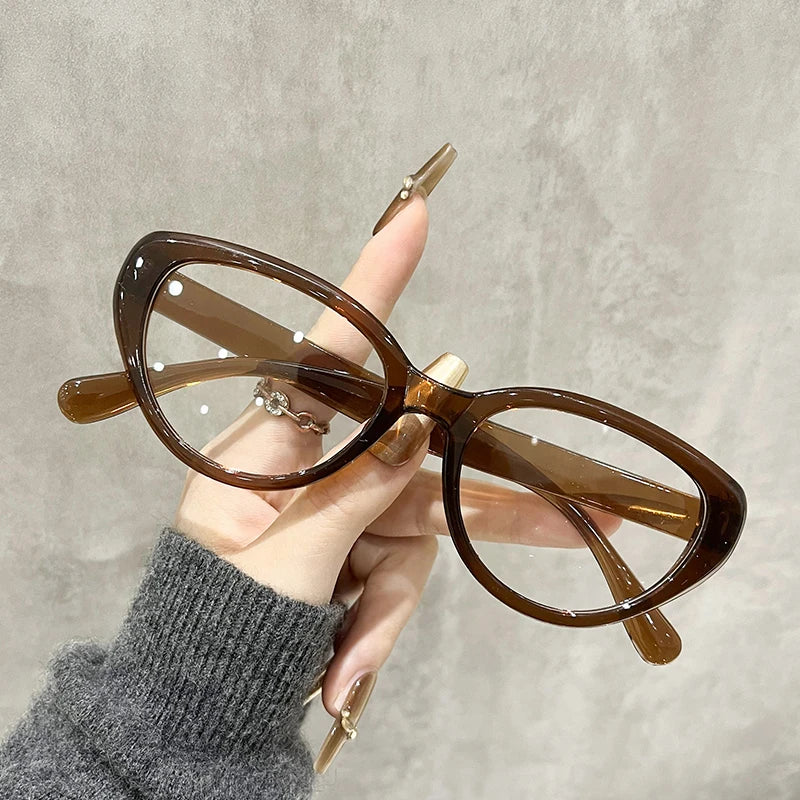 Trendy Cat-Eye Glasses for Unisex Street Fashion Accessories