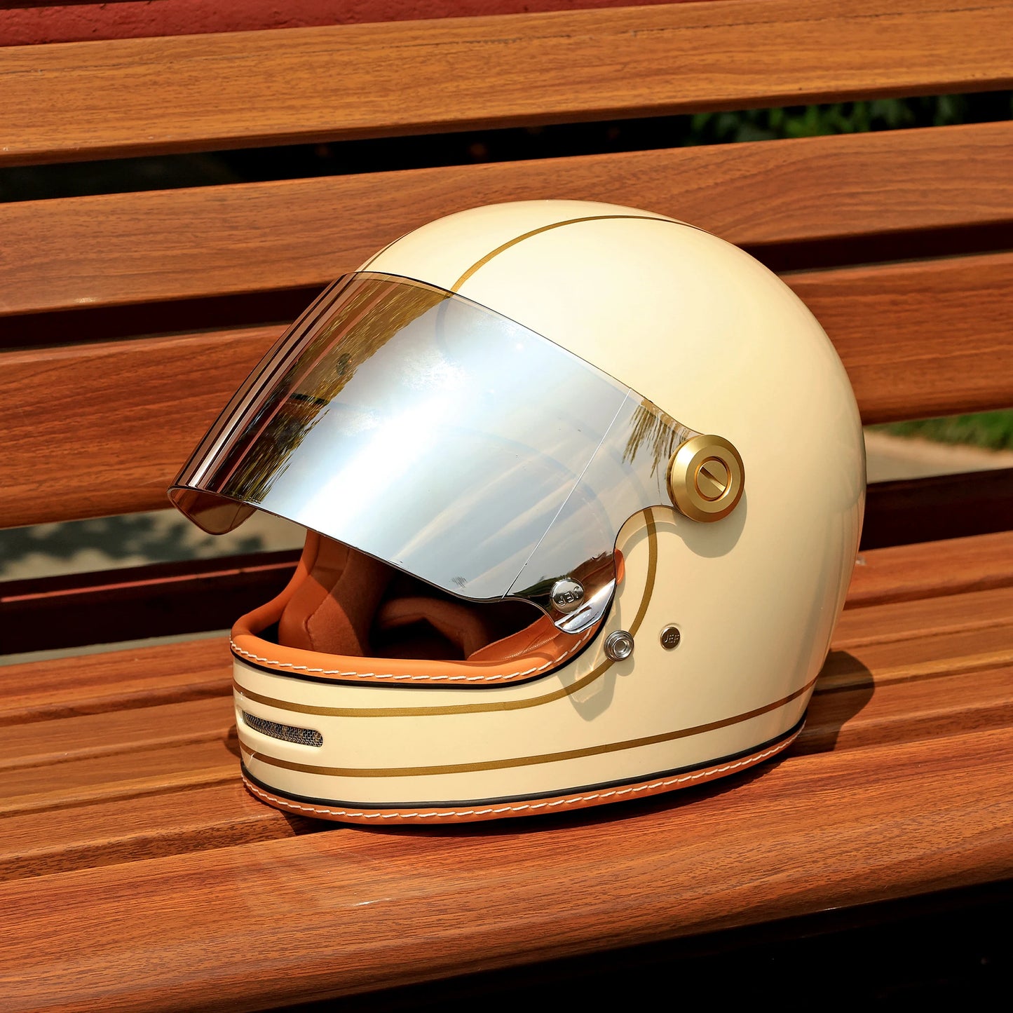 Vintage Full Face Moto Helmet | Retro Style Motorcycle Safety Gear