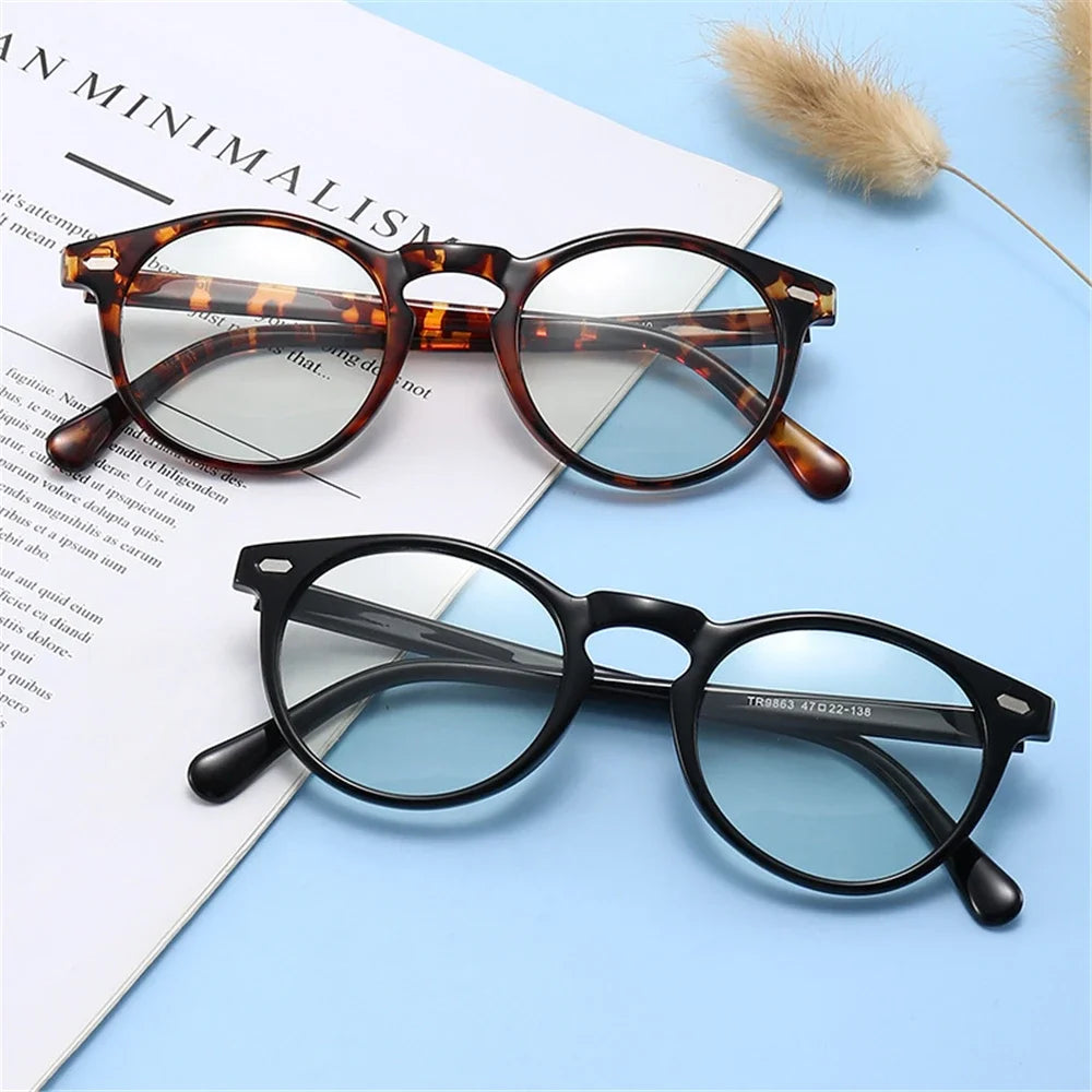 Classic Matte Black Transition Glasses | Blue Light Blocking Eyewear